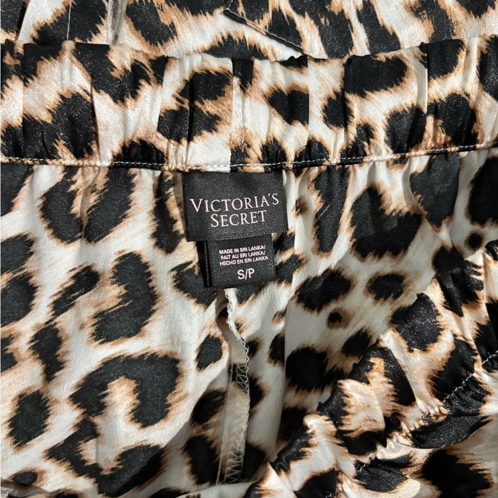 Victoria's Secret Cheetah Print PJ Set, Size: S - Picture 4 of 4